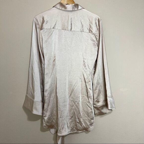 Song of Style • Marta Dress in Champagne - Picture 4 of 8